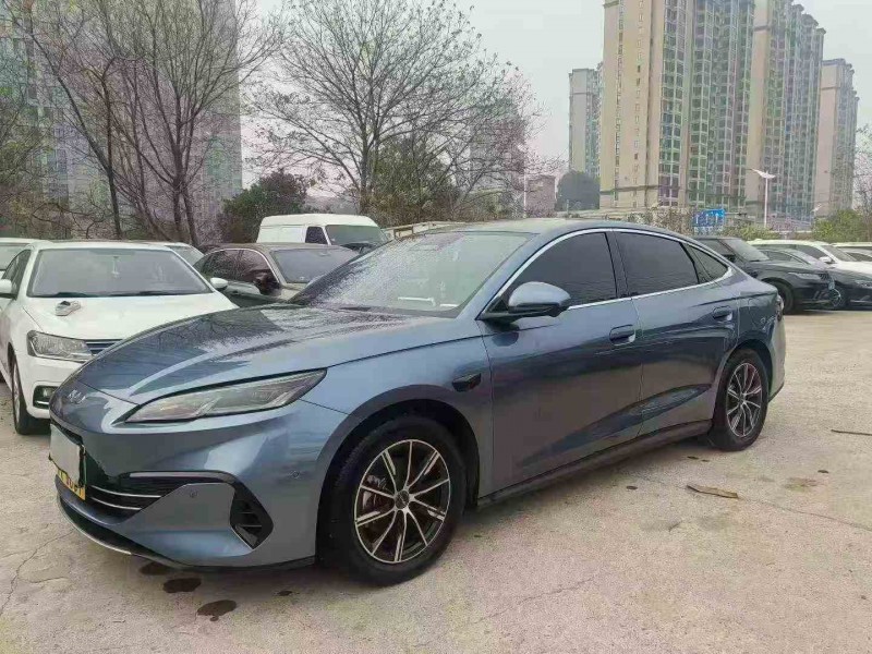 湘潭25年比亚迪海豹3