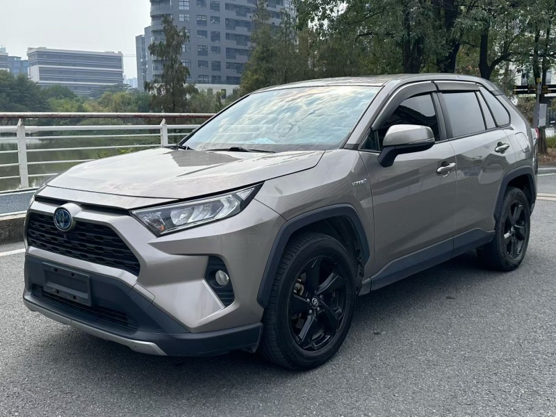 佛山21年丰田RAV4荣放3