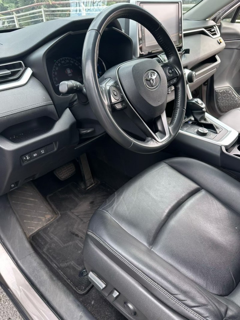佛山21年丰田RAV4荣放4