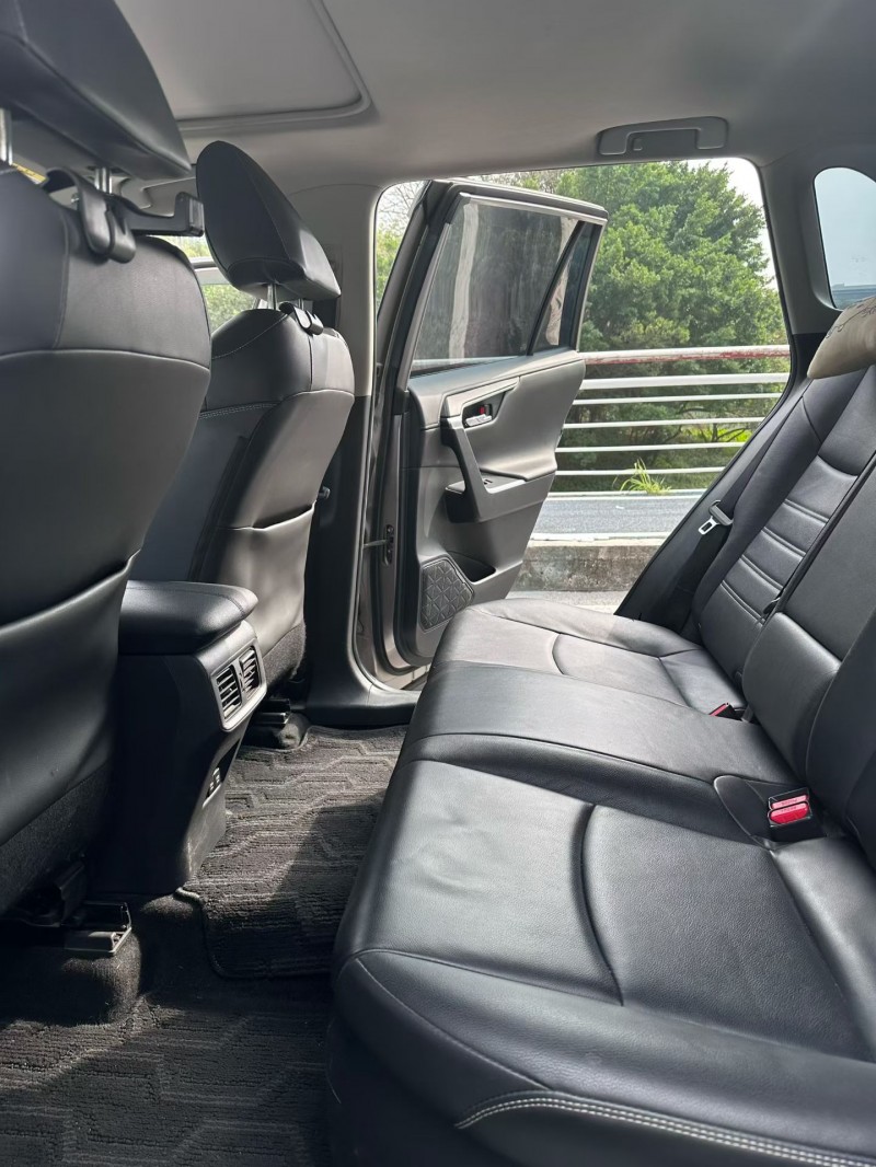 佛山21年丰田RAV4荣放6