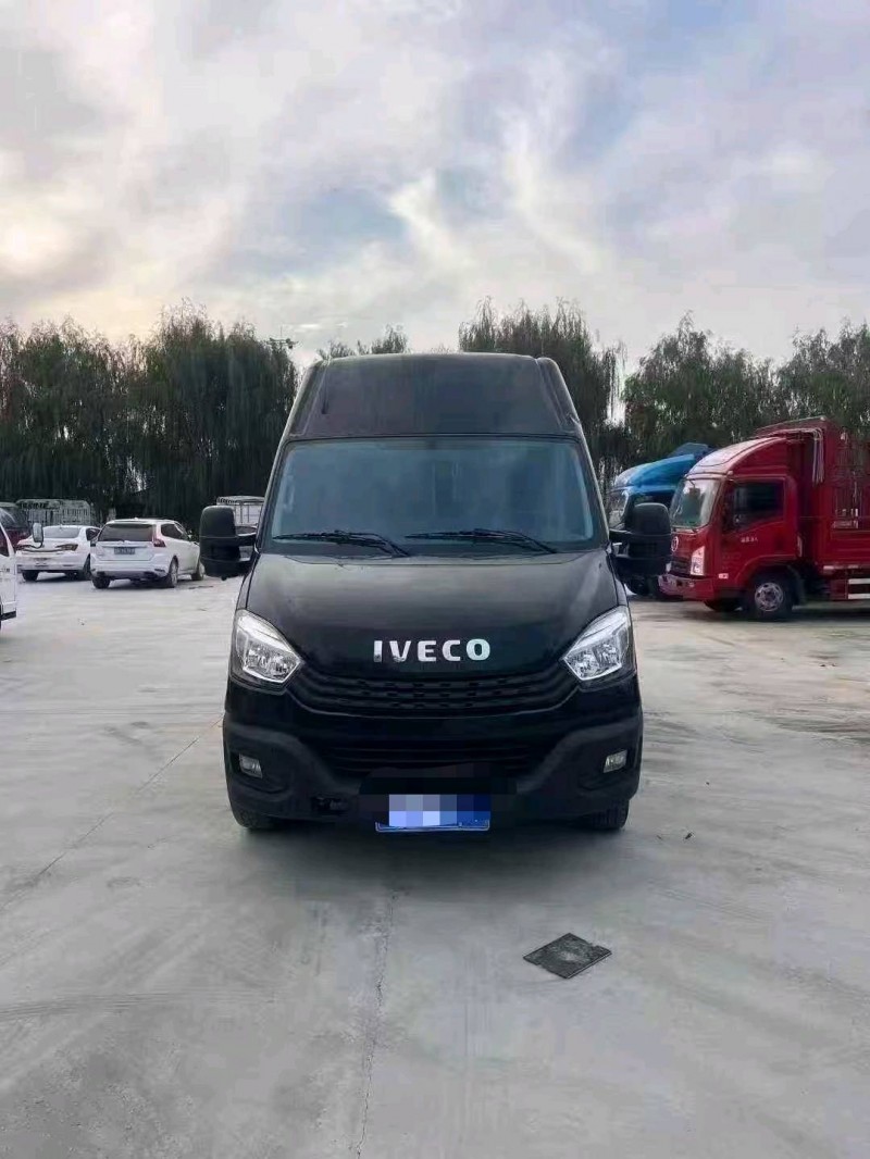 临沂21年依维柯欧胜1