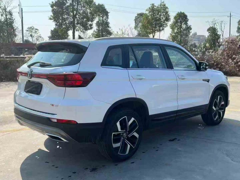 邵阳25年长安汽车CS758