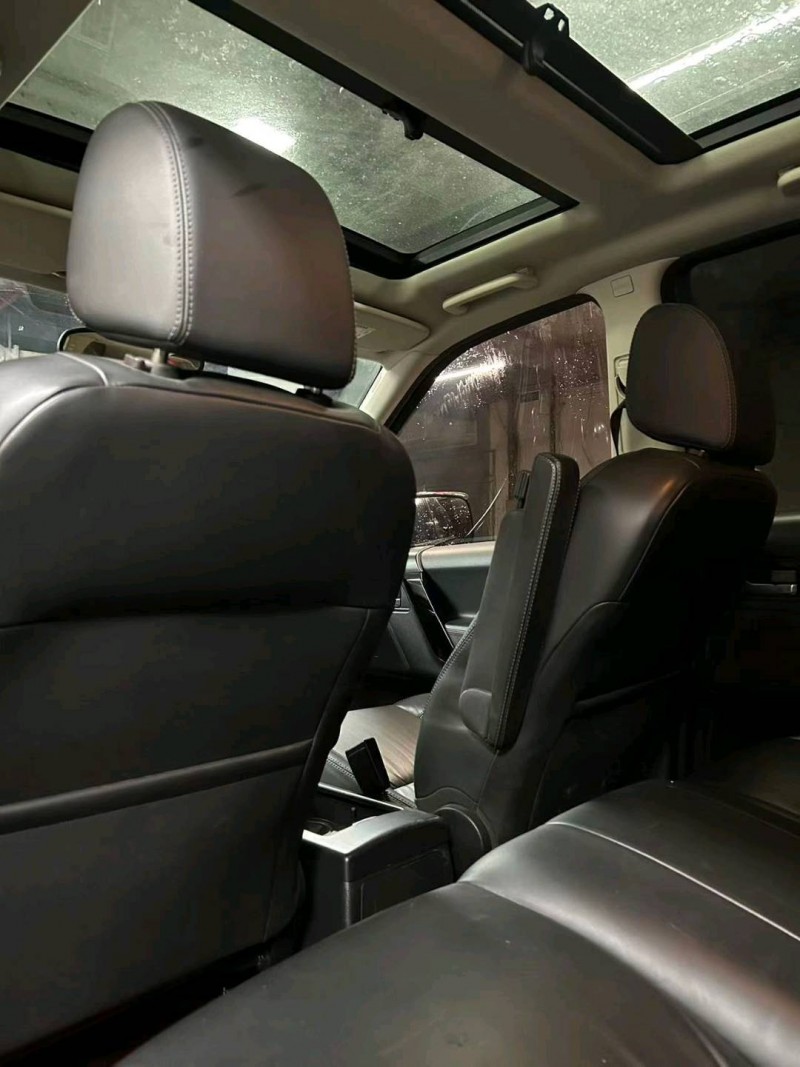 成都15年路虎神行者7