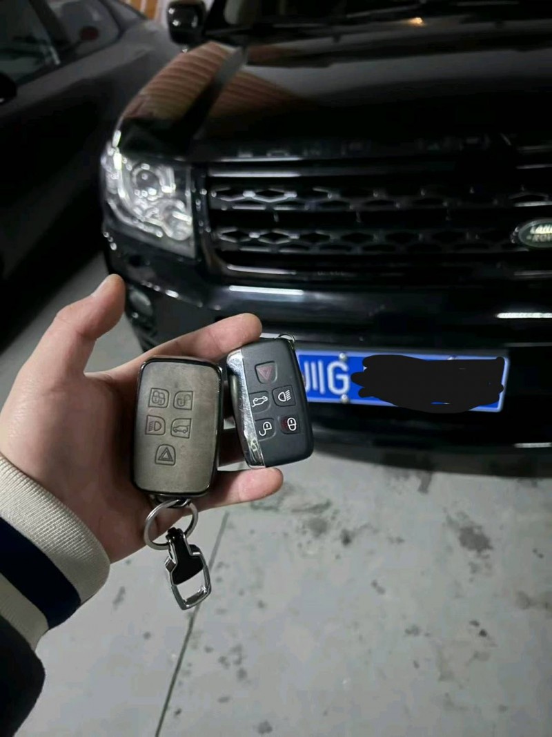 成都15年路虎神行者9