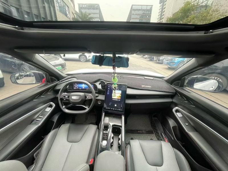 佛山24年吉利博越5