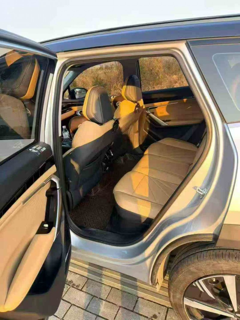 金华23年吉利博越6