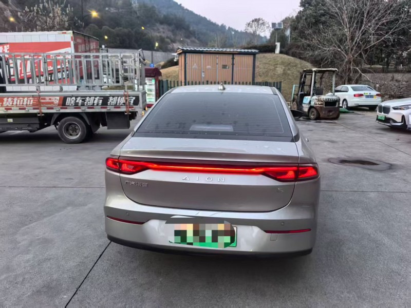 南昌24年传祺埃安S5807