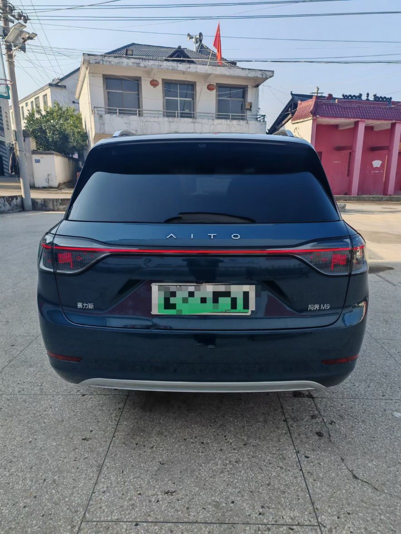 南昌24年华为智选问界9