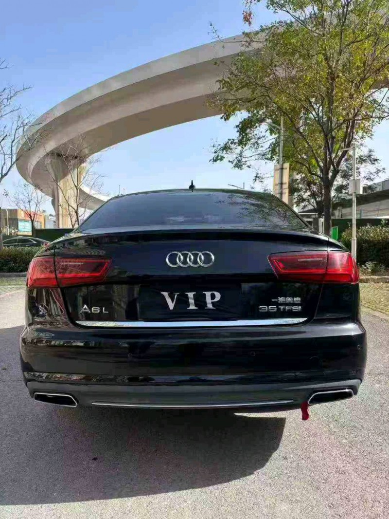 宜昌18年奥迪A6L7