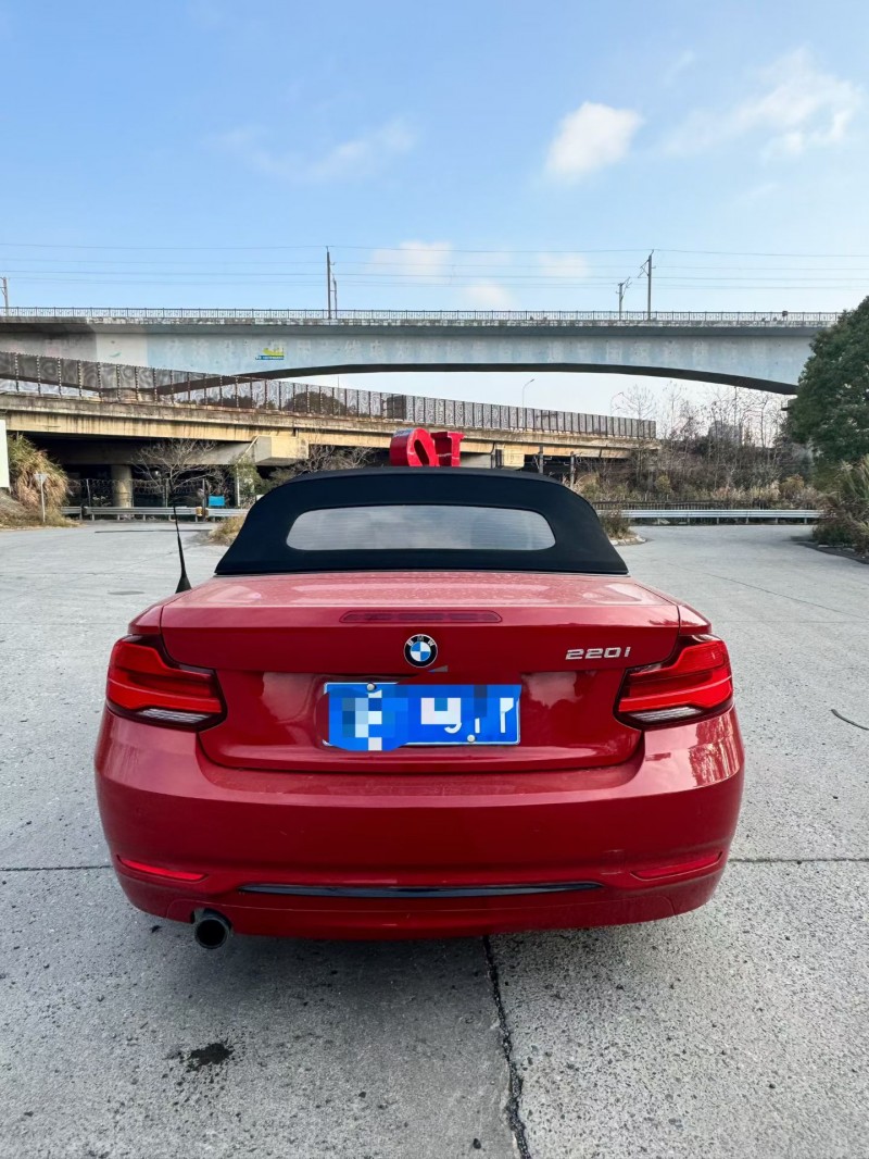 南昌19年宝马2系9