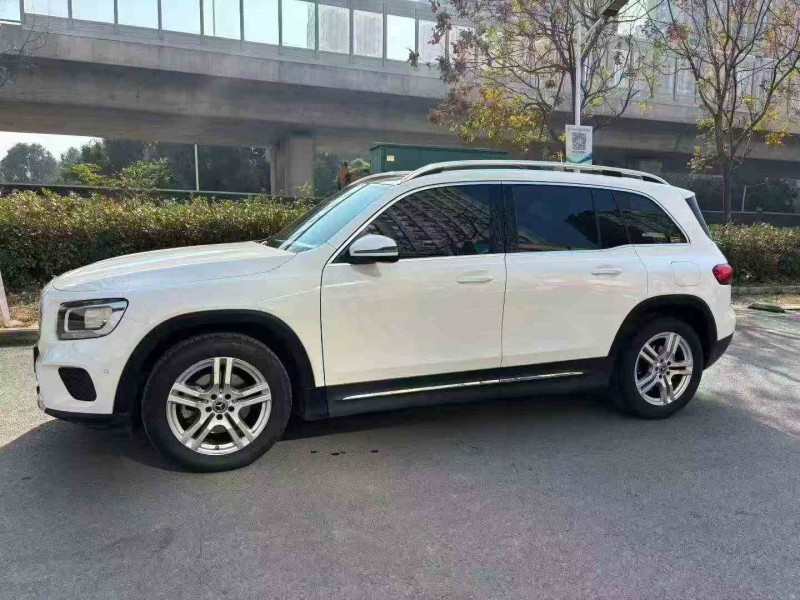 鄂州20年奔驰GLB2