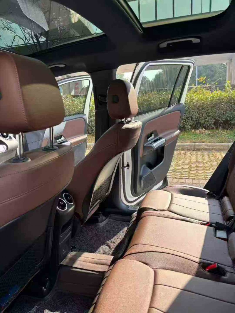 鄂州20年奔驰GLB5