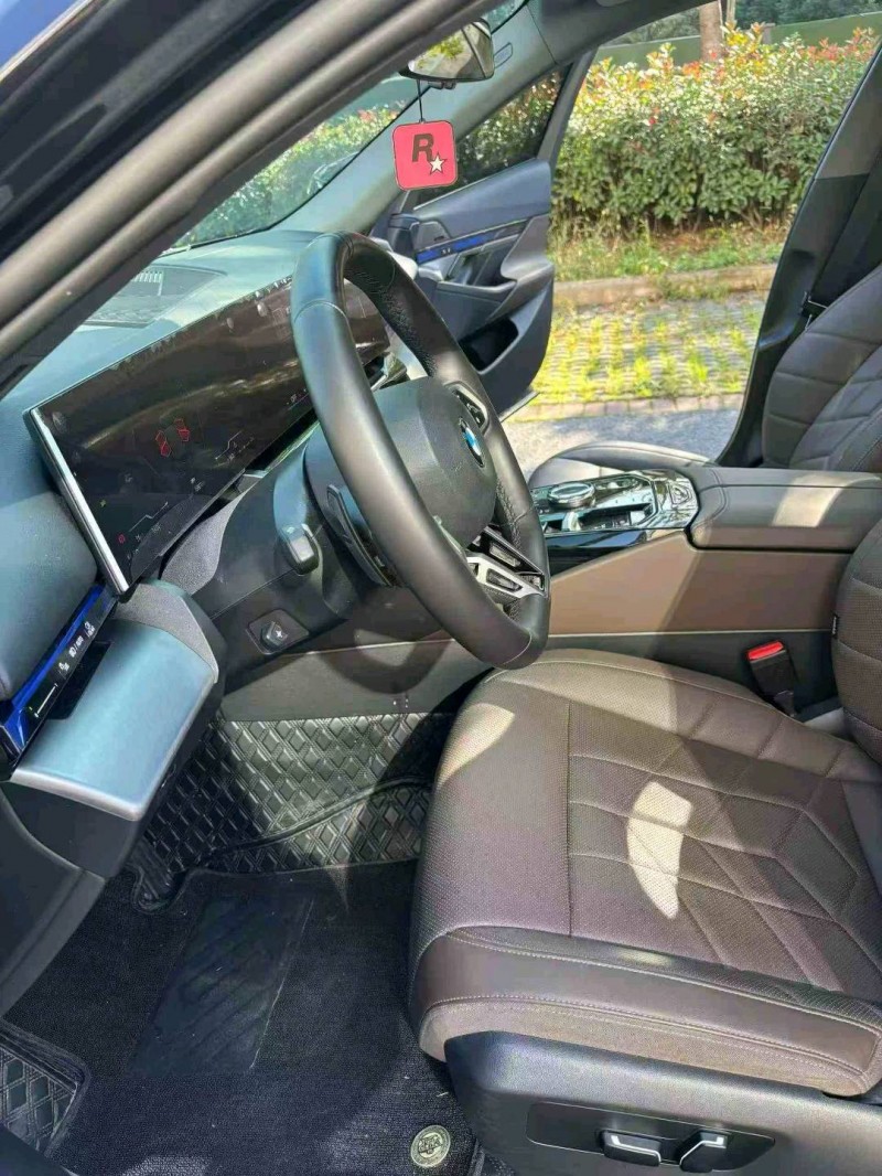 鄂州24年宝马5系3