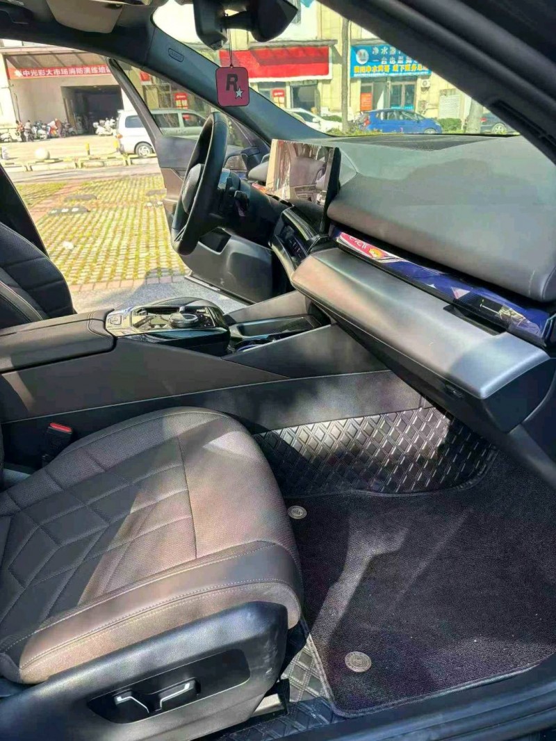 鄂州24年宝马5系4