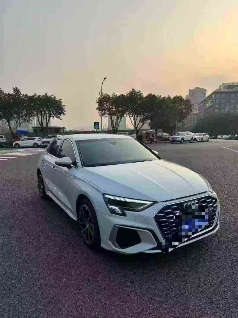 重庆23年奥迪A33