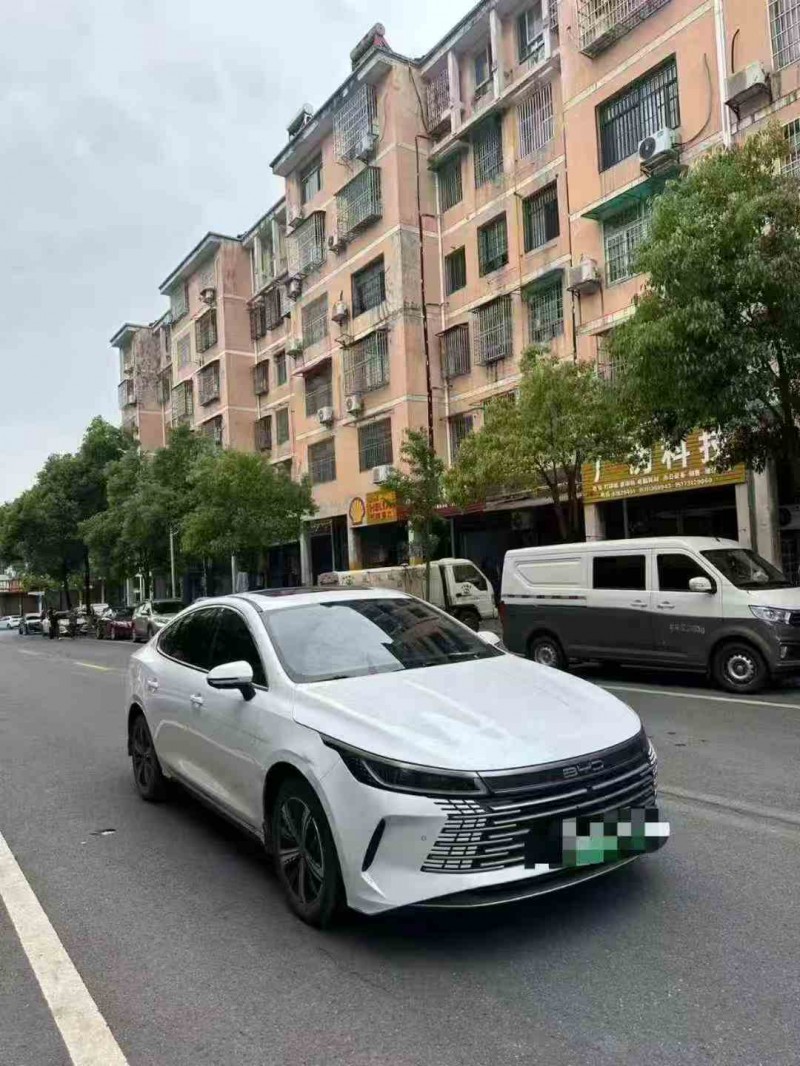 衡阳23年比亚迪驱逐舰3