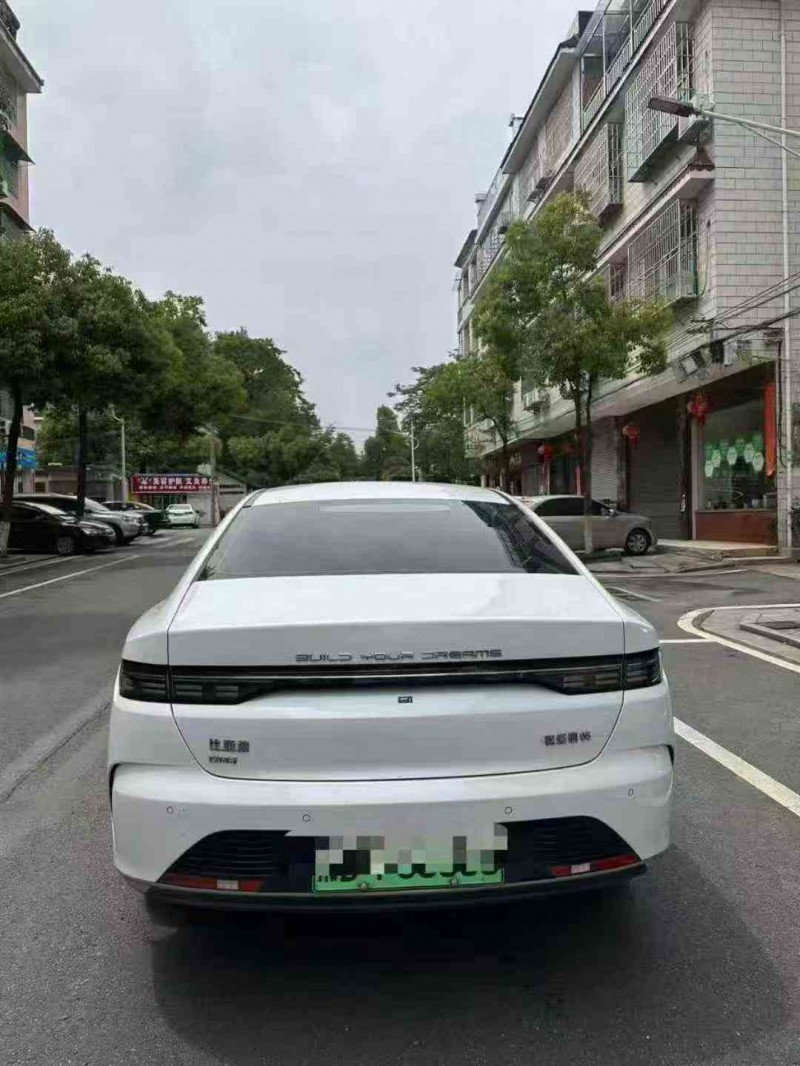 衡阳23年比亚迪驱逐舰7