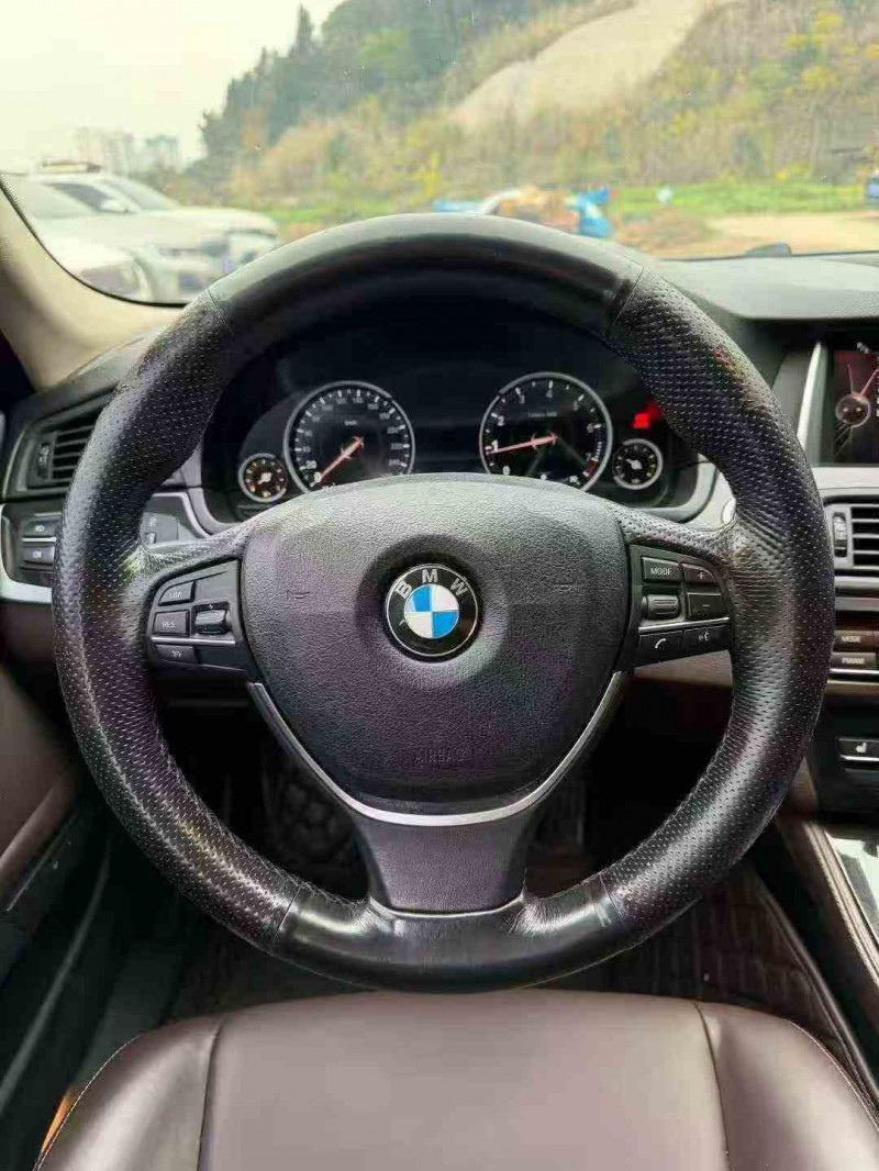 孝感21年宝马5系4