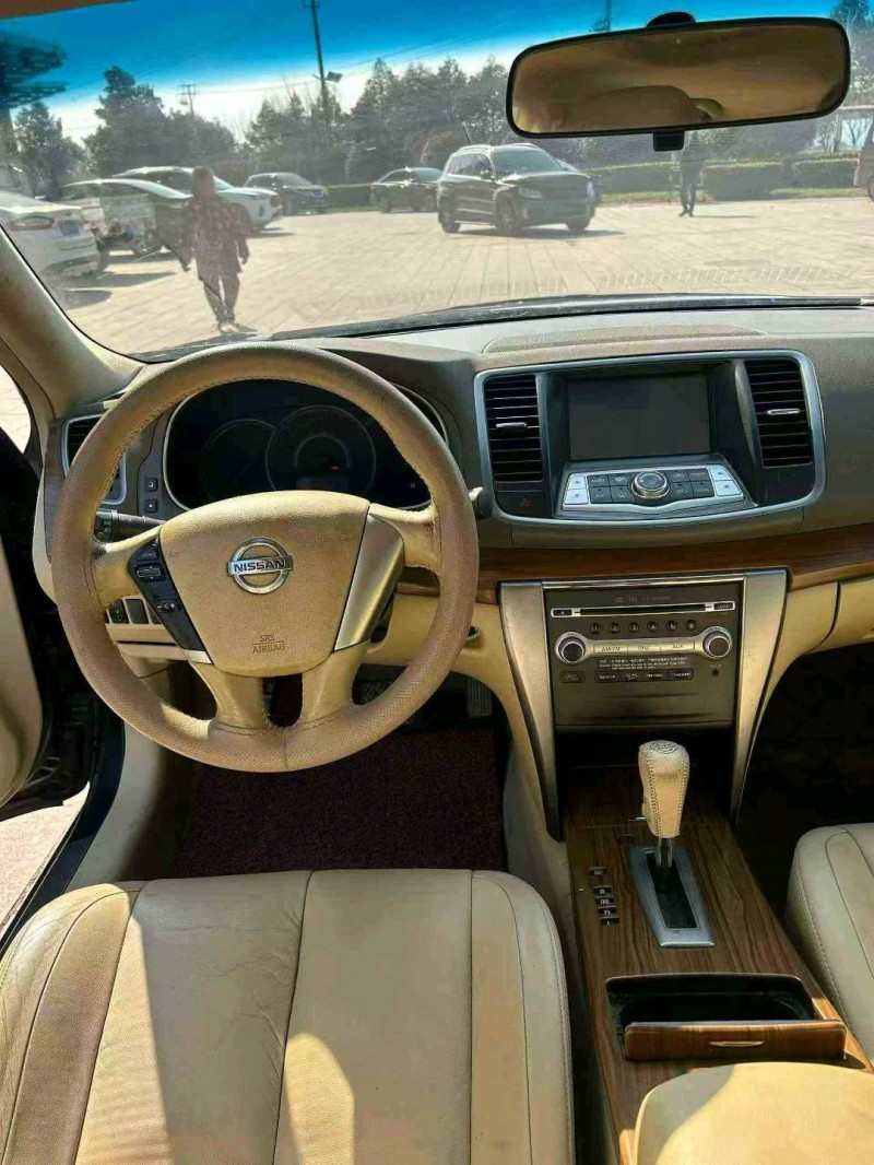 孝感12年日产天籁4