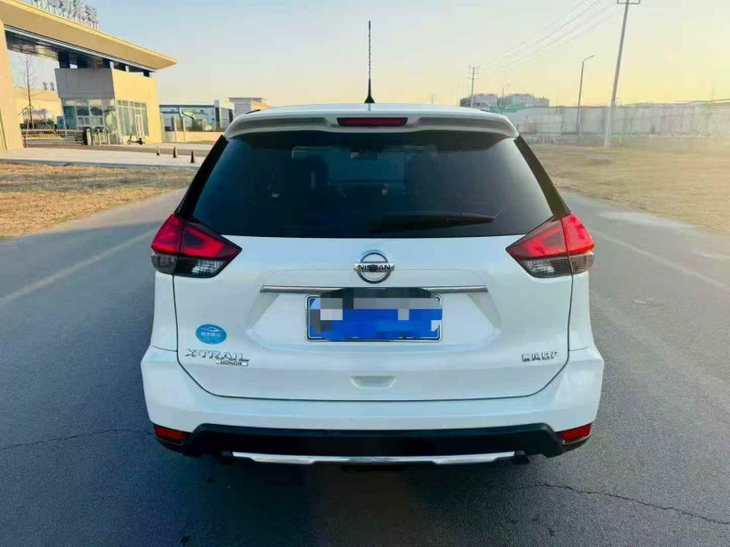 潍坊22年日产奇骏9