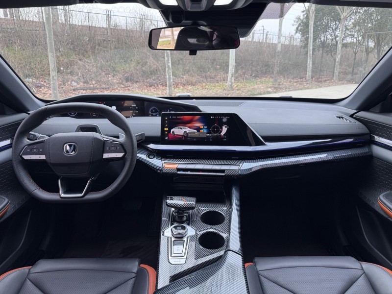 郑州23年长安汽车UNI9