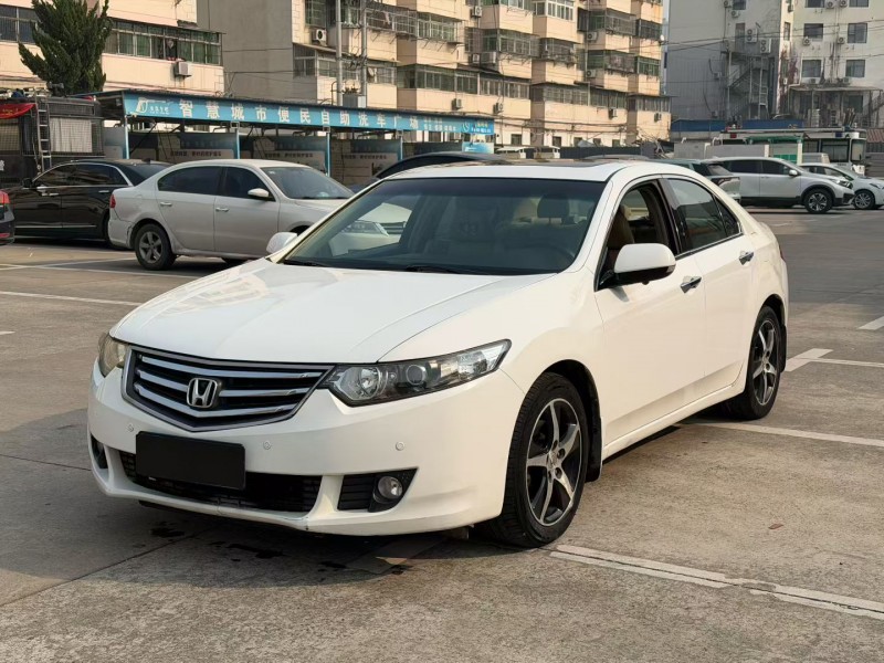 阜阳11年本田思铂睿3