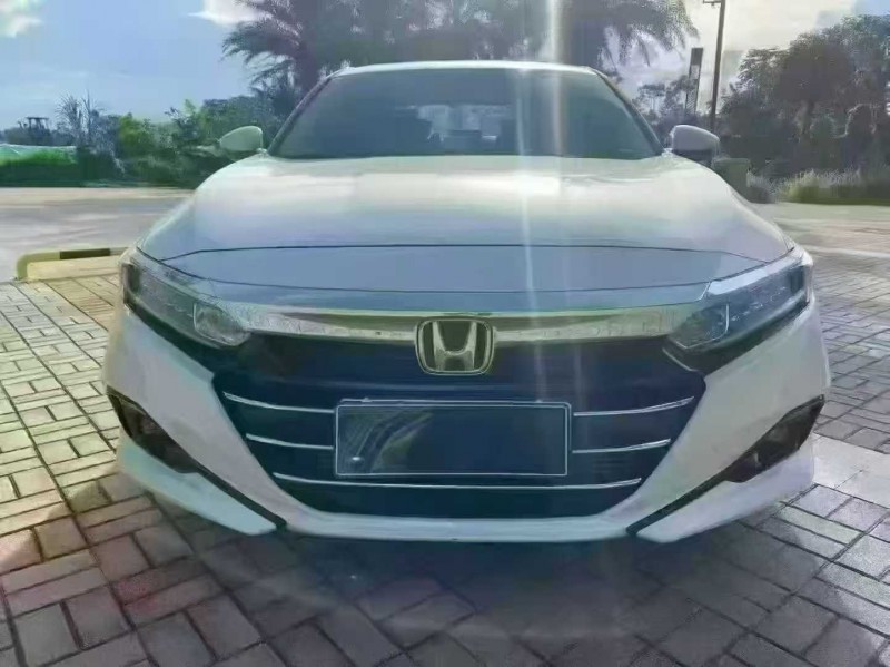 海口23年本田雅阁1