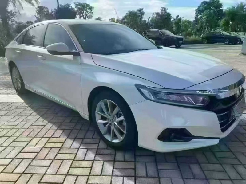 海口23年本田雅阁3