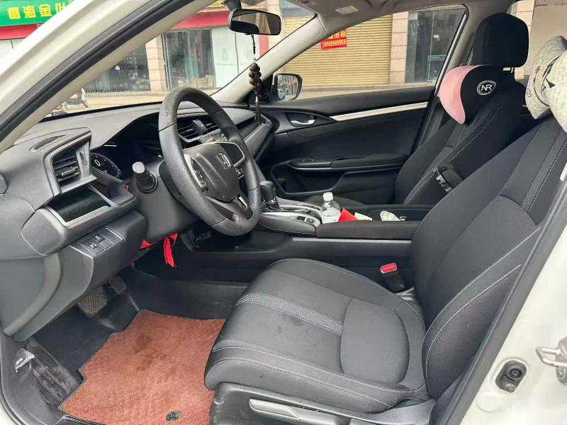 海口21年本田思域4