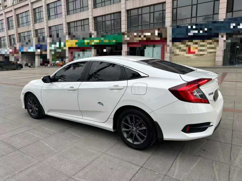 海口21年本田思域7