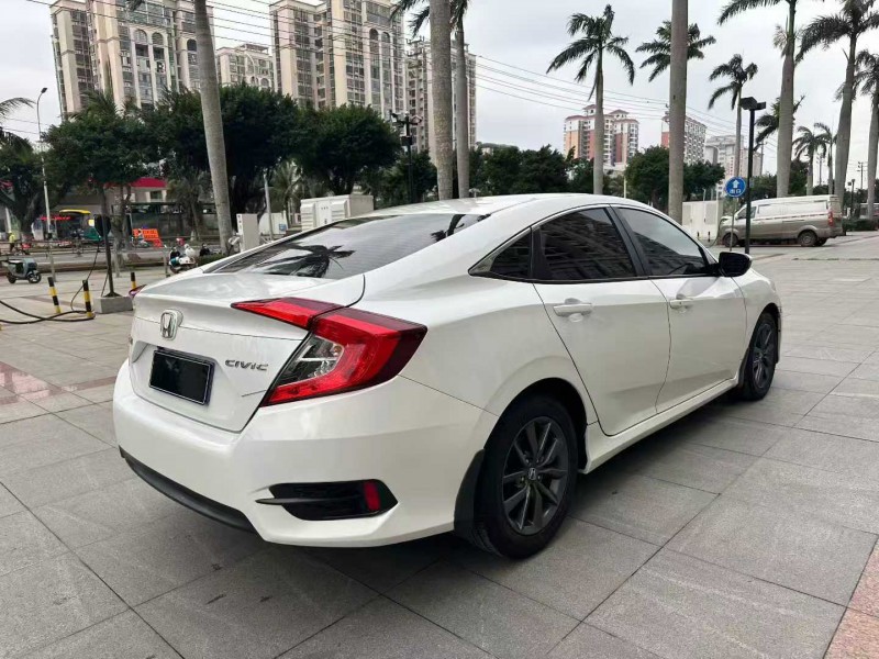 海口21年本田思域8