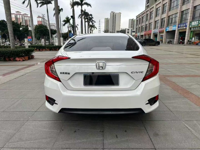 海口21年本田思域9