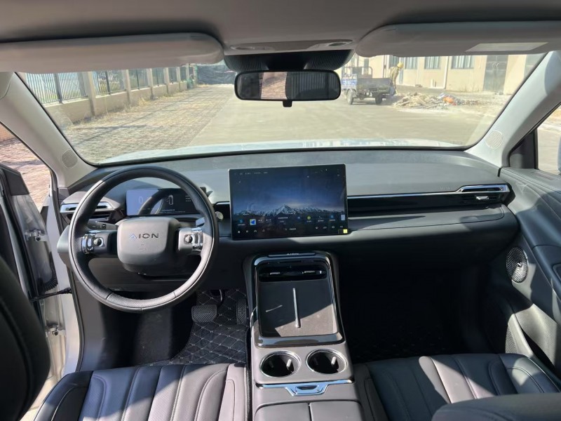 佛山25年传祺埃安V6