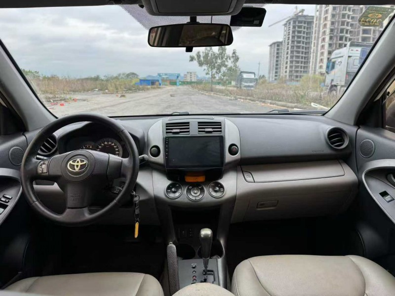 柳州11年丰田RAV46