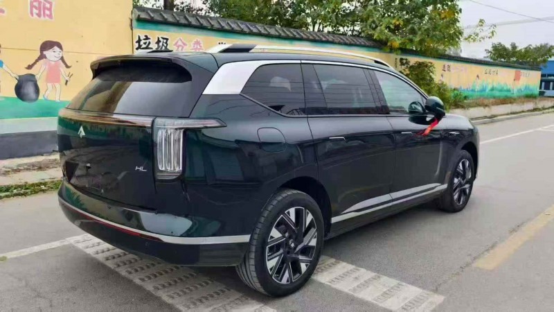 济宁25年传祺昊铂GT8