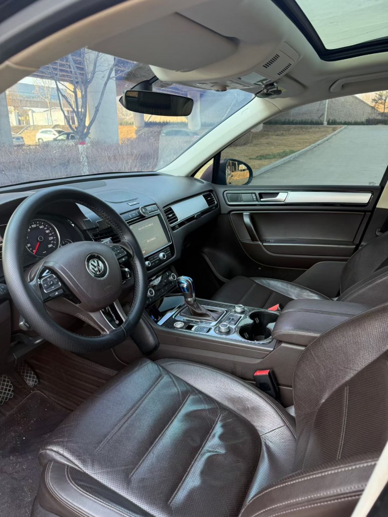 青岛18年大众途锐4