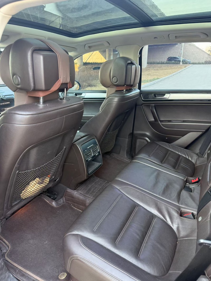 青岛18年大众途锐5