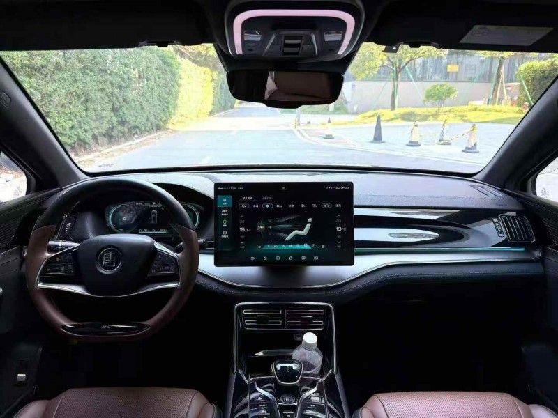 广州21年比亚迪唐6