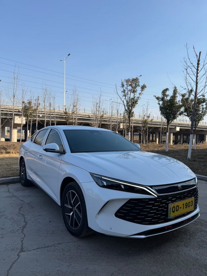 青岛25年比亚迪秦2