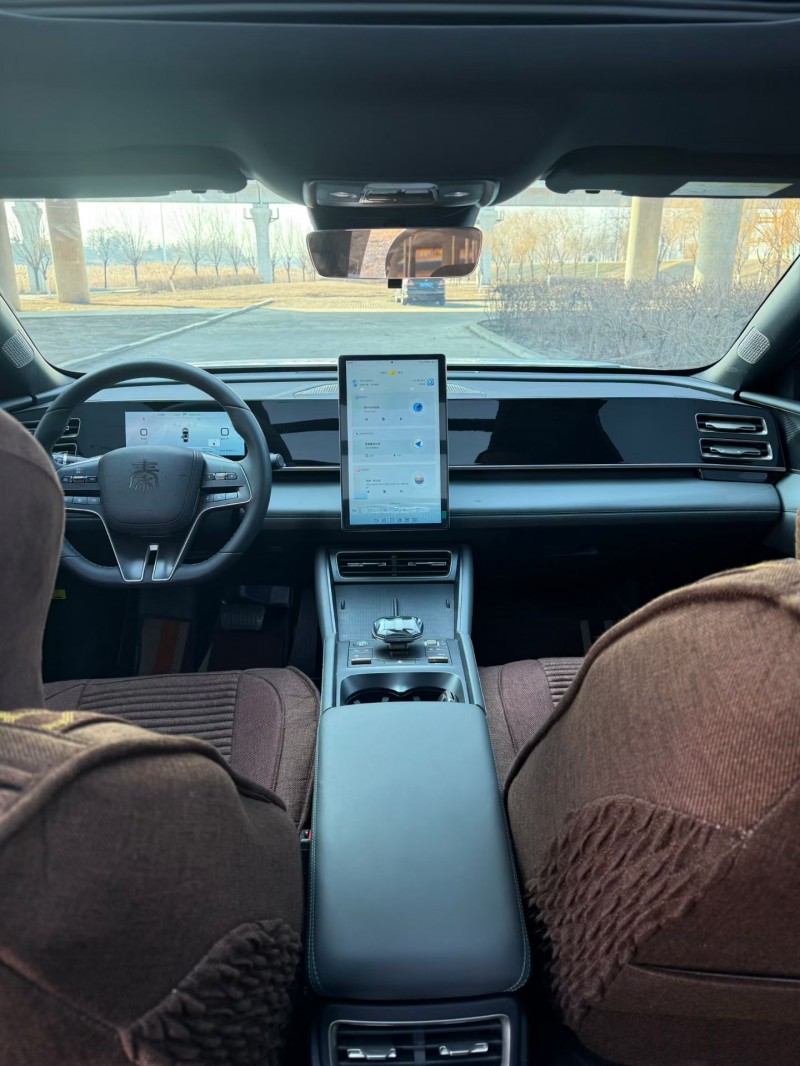 青岛25年比亚迪秦6