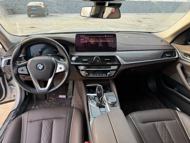 新乡20年宝马5系5