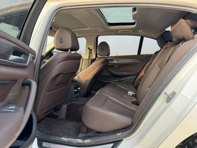 新乡20年宝马5系6