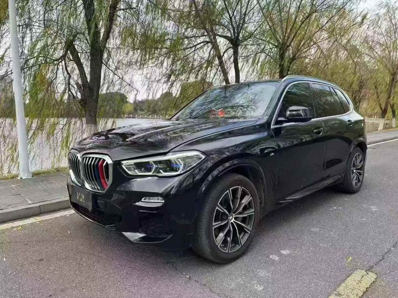 九江19年宝马X53