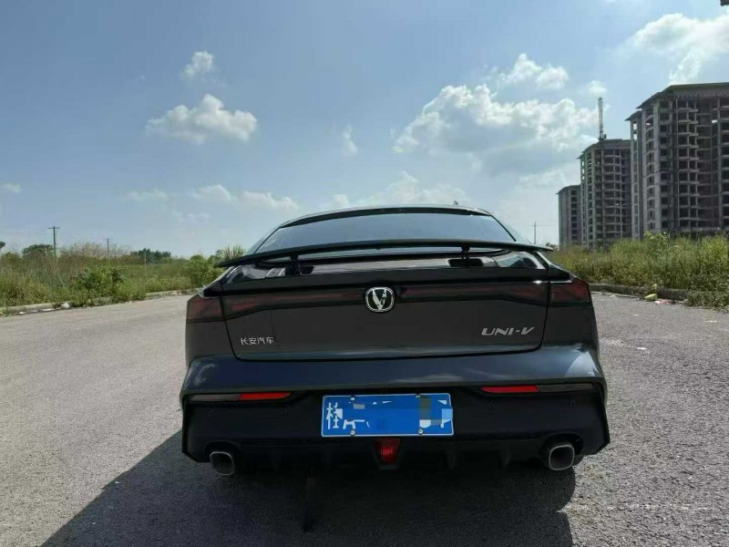 柳州25年长安汽车UNI4