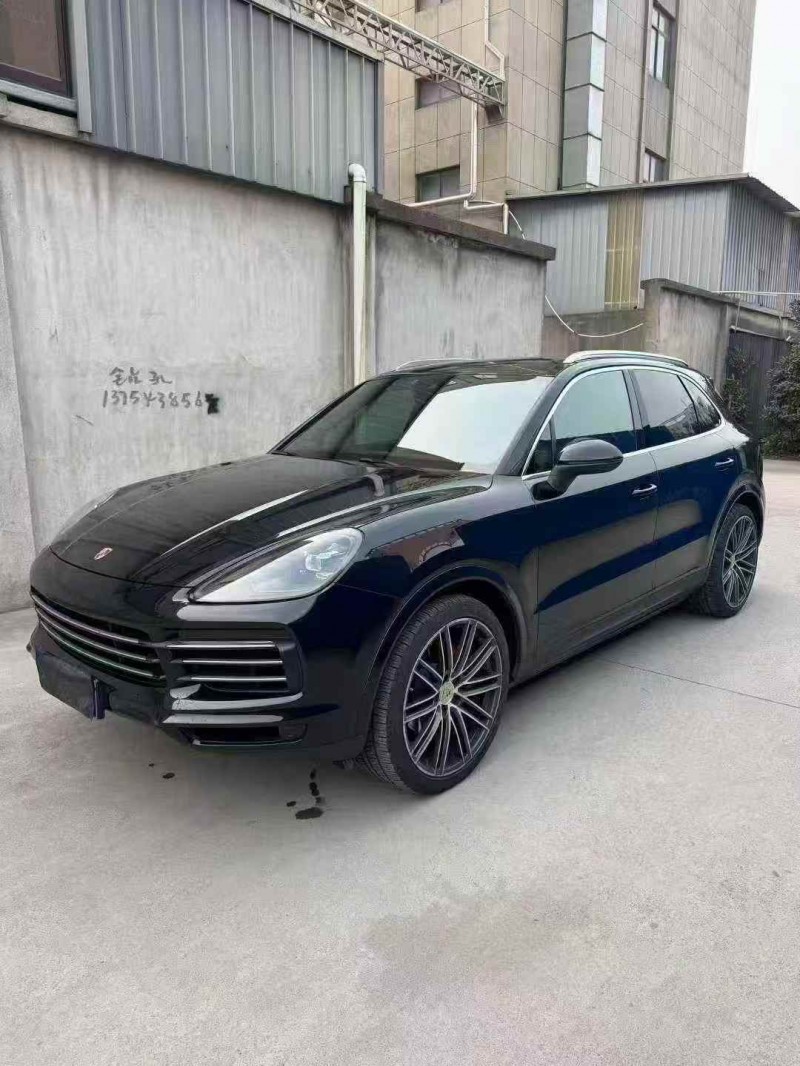 金华20年保时捷卡宴2