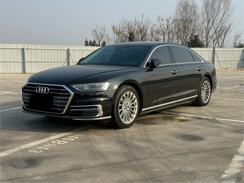 新乡19年奥迪A8L2