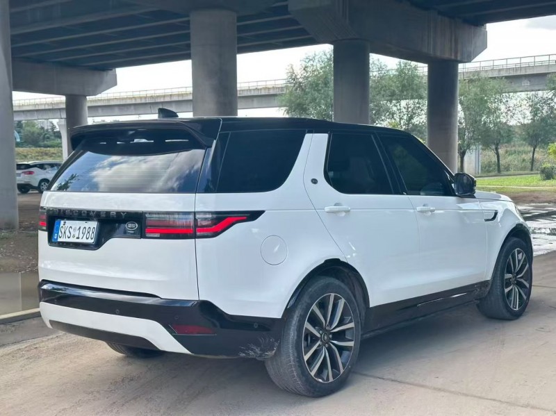 青岛21年路虎发现8