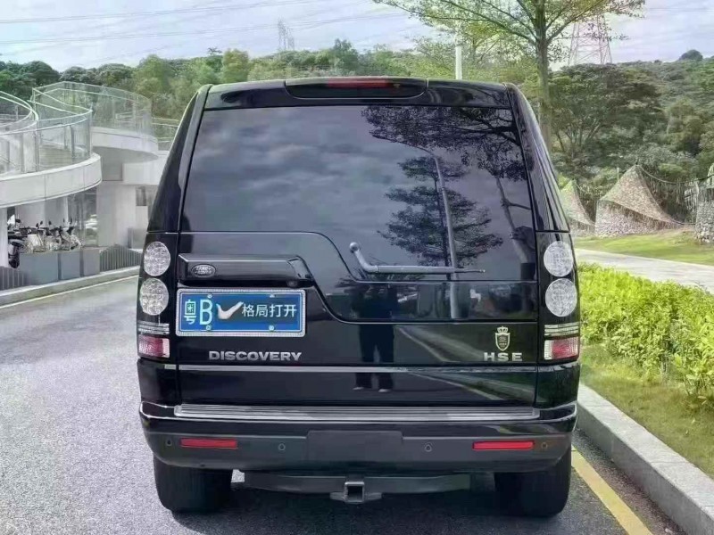 广州16年路虎发现9