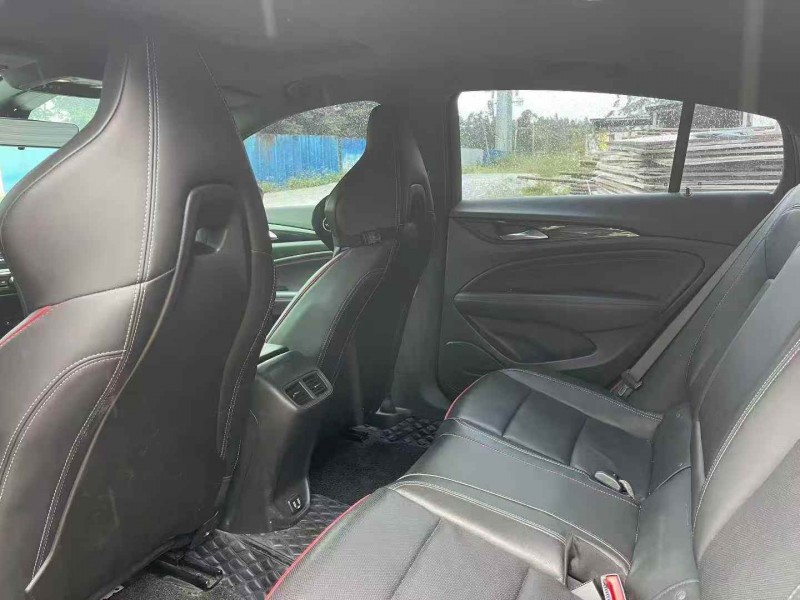 广州22年别克君威8