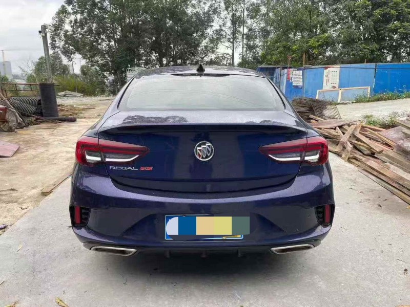 广州22年别克君威9